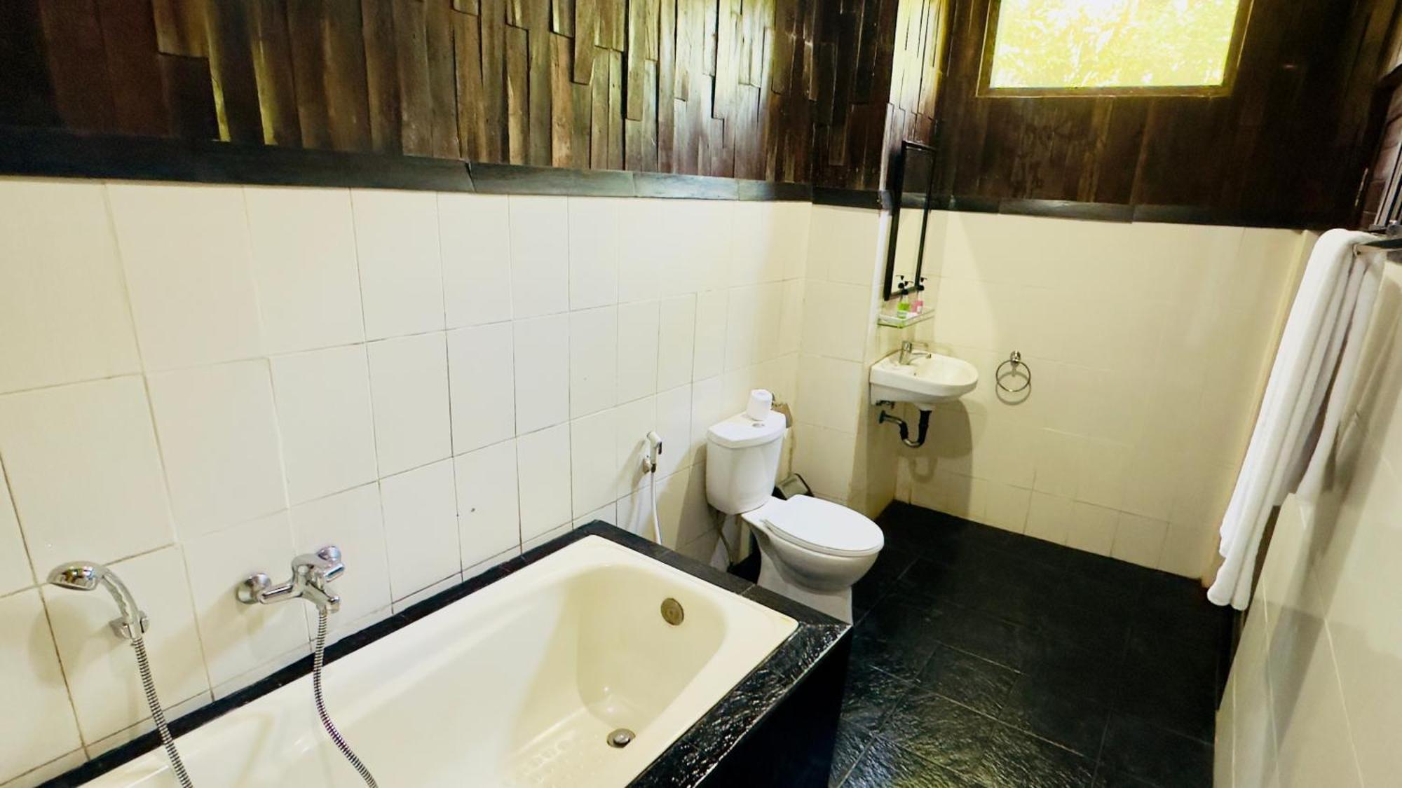 Bhanuswari Villas Ubud エクステリア 写真